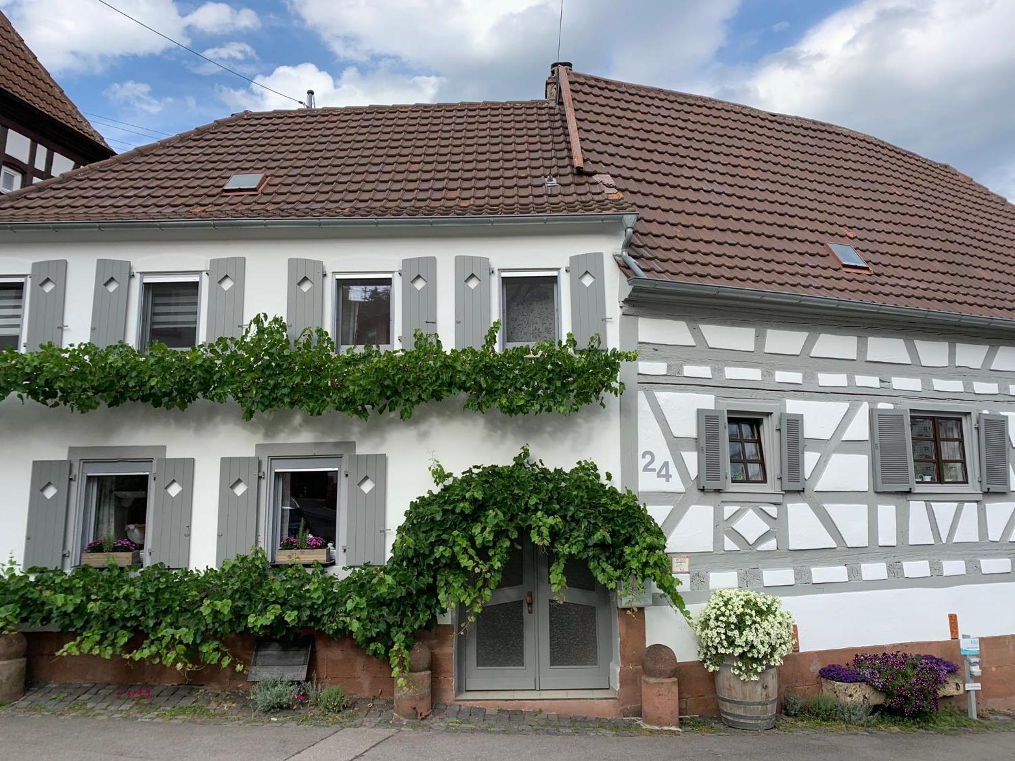 Ferienwohnung Sambachhaus ไกลส์เซลเลน-ไกลส์ฮอร์บาค ภายนอก รูปภาพ